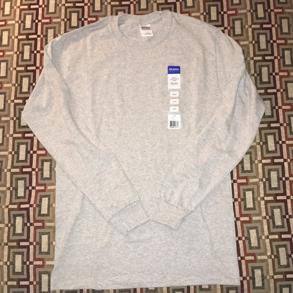 Men’s NWT Gildan Gray Long Sleeve T-shirt Small